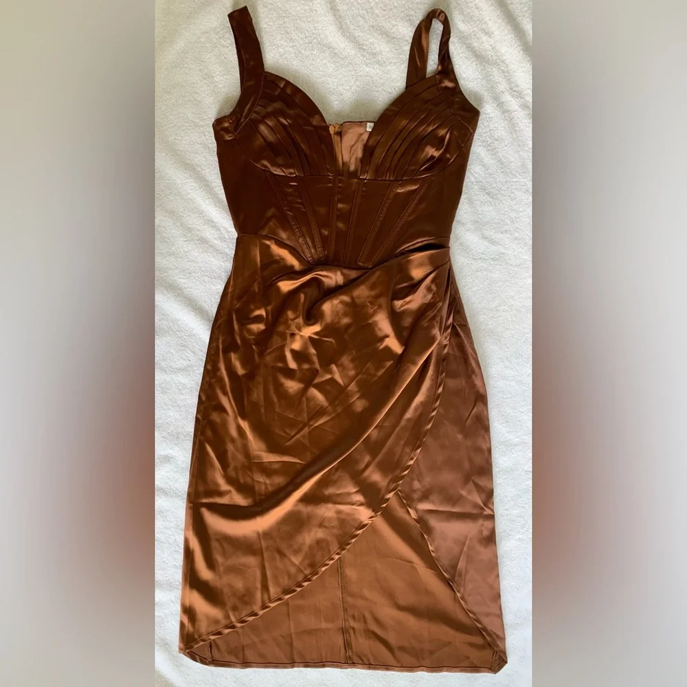 Brown satin corset dress - Picture 1 of 5